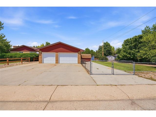 7290 S Penrose Ct, Centennial, CO 80122
