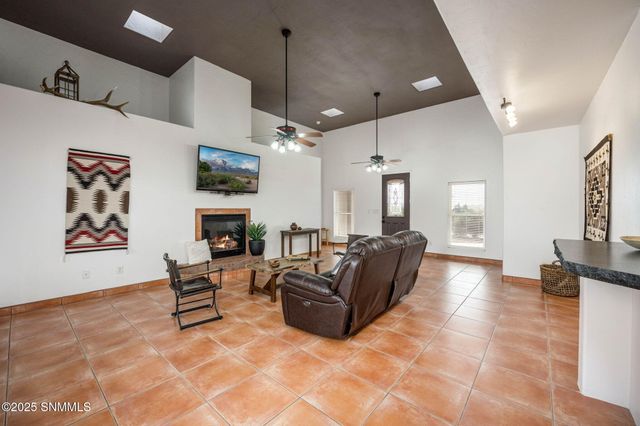 8801 Silk Oak Court, Las Cruces, NM 88011