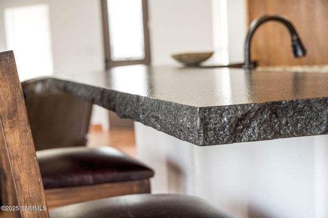 8801 Silk Oak Court, Las Cruces, NM 88011