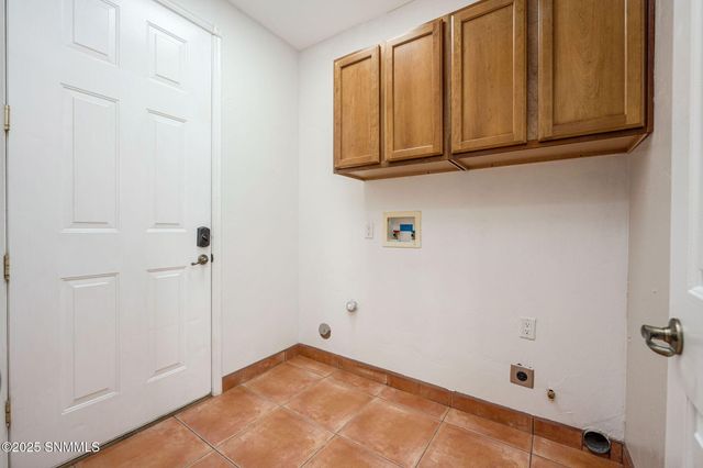 8801 Silk Oak Court, Las Cruces, NM 88011