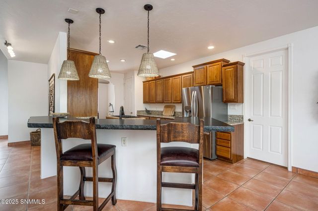 8801 Silk Oak Court, Las Cruces, NM 88011