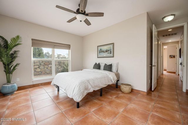 8801 Silk Oak Court, Las Cruces, NM 88011