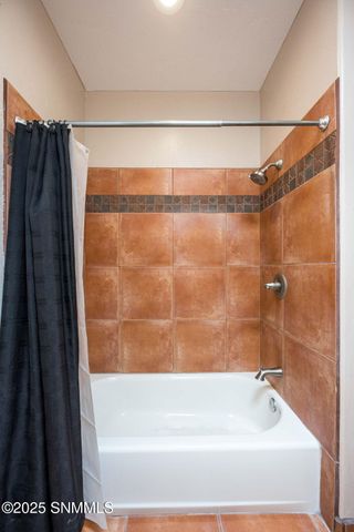 8801 Silk Oak Court, Las Cruces, NM 88011