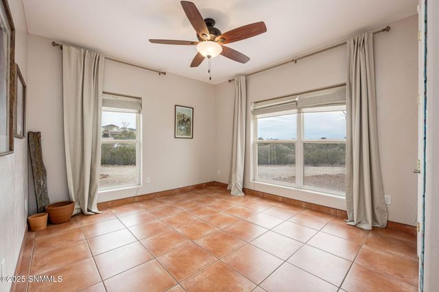 8801 Silk Oak Court, Las Cruces, NM 88011