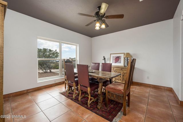8801 Silk Oak Court, Las Cruces, NM 88011