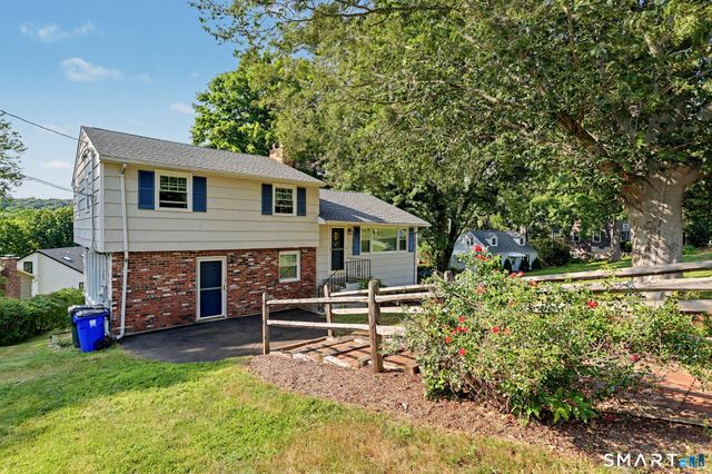 45 Valleyview Road, Fairfield, CT 06824