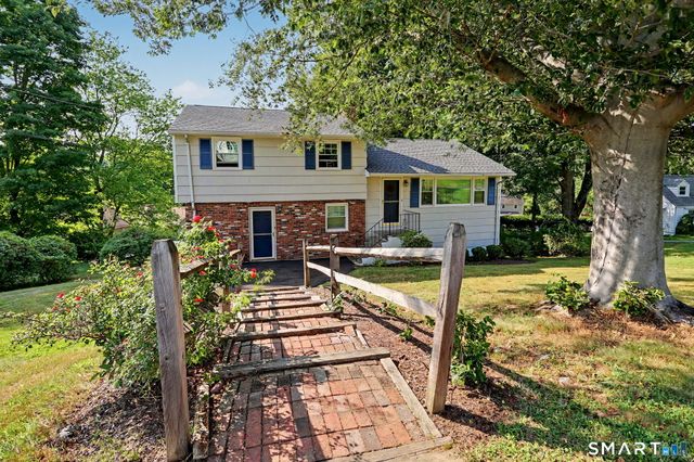 45 Valleyview Road, Fairfield, CT 06824