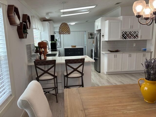 4907 NW 2nd Ter, Deerfield Beach, FL 33064