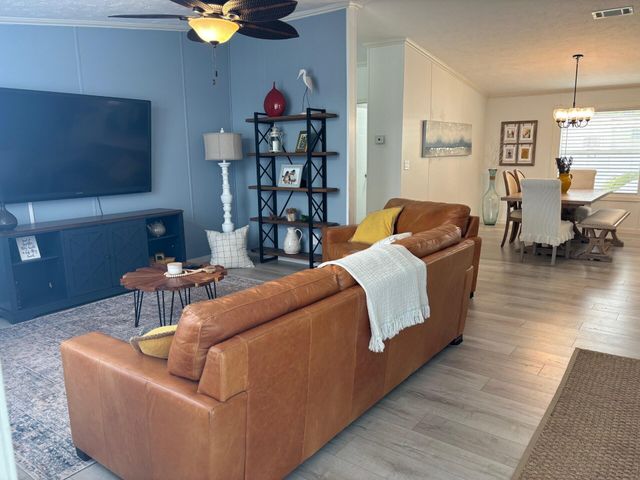 4907 NW 2nd Ter, Deerfield Beach, FL 33064