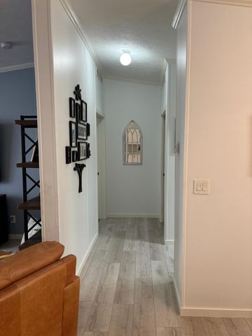 4907 NW 2nd Ter, Deerfield Beach, FL 33064