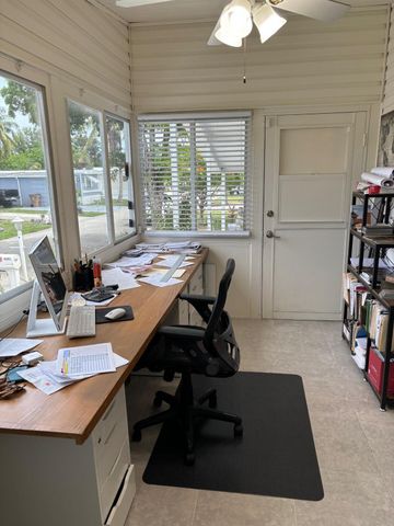 4907 NW 2nd Ter, Deerfield Beach, FL 33064