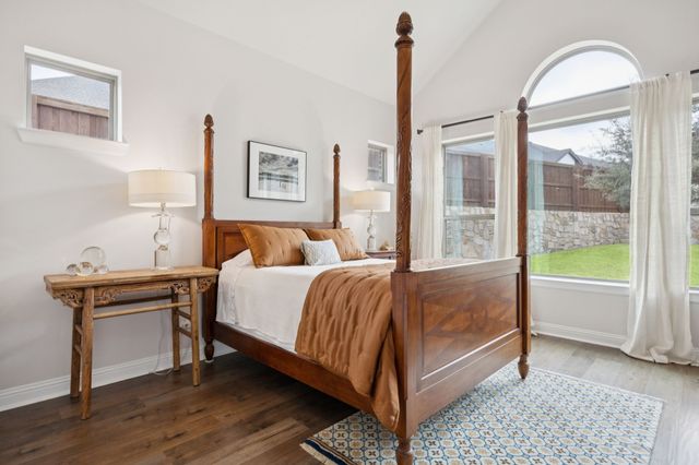 1924 Grey Bark Street, Fort Worth, TX 76008