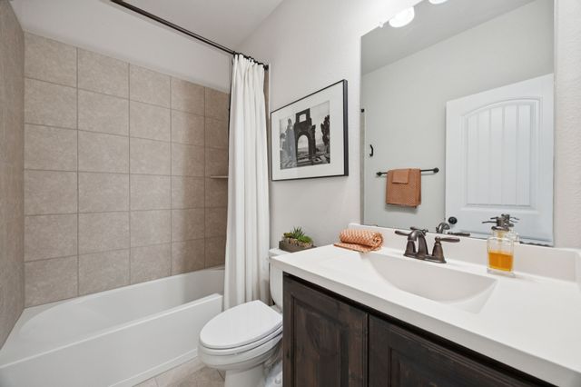 1924 Grey Bark Street, Fort Worth, TX 76008