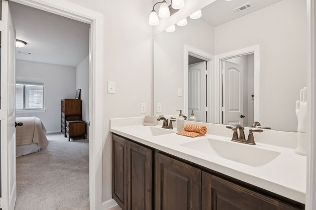 1924 Grey Bark Street, Fort Worth, TX 76008