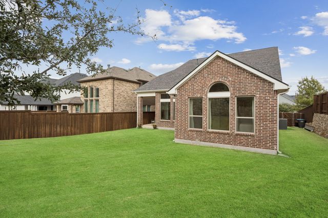 1924 Grey Bark Street, Fort Worth, TX 76008