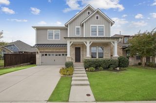 1924 Grey Bark Street, Fort Worth, TX 76008