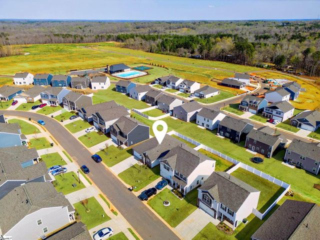 938 Pineland Drive, Woodruff, SC 29388