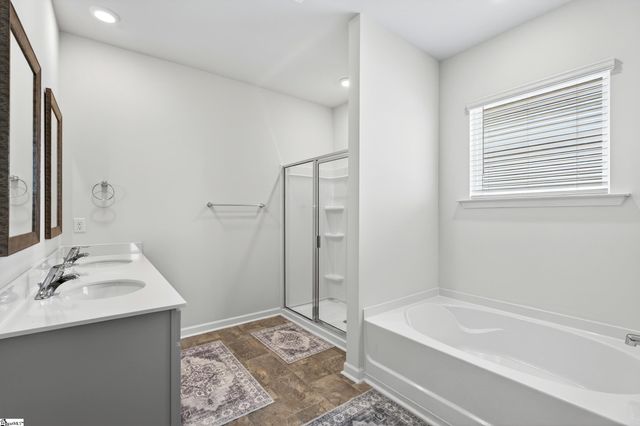 938 Pineland Drive, Woodruff, SC 29388