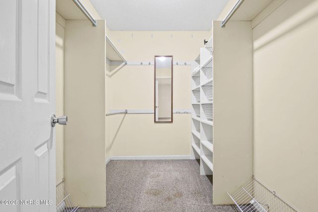 1125 Glen Meadow Drive, Findlay, OH 45840