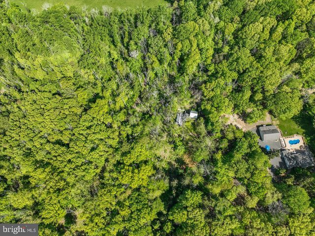 133 WOOSAMONSA RD, Pennington, NJ 08534