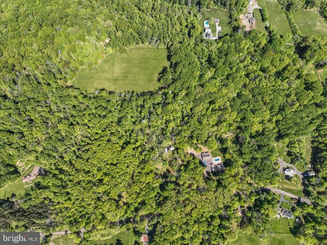 133 WOOSAMONSA RD, Pennington, NJ 08534