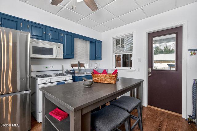 289 W Lawrence Street, Albany, NY 12208