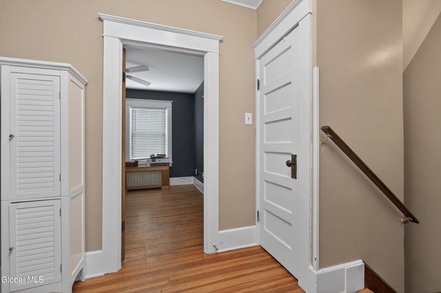 289 W Lawrence Street, Albany, NY 12208