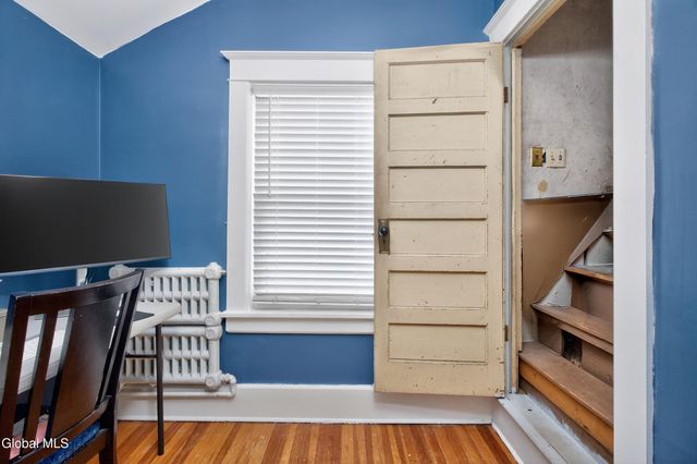 289 W Lawrence Street, Albany, NY 12208