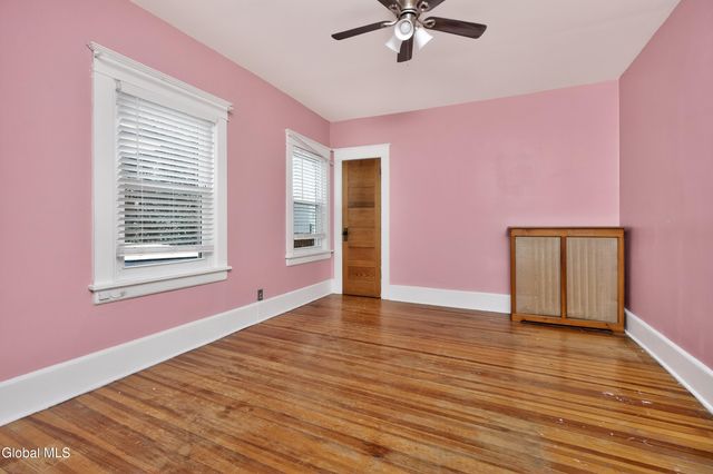 289 W Lawrence Street, Albany, NY 12208