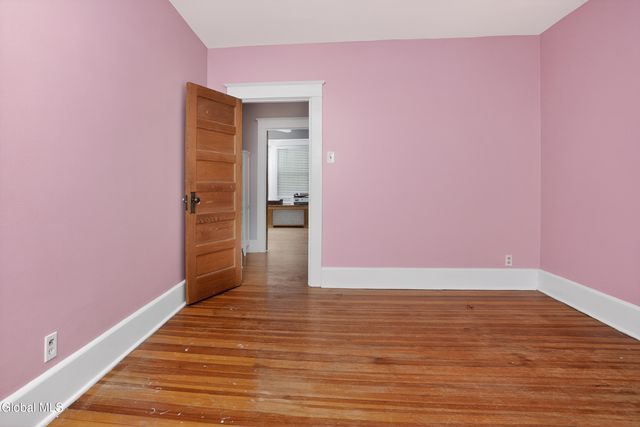 289 W Lawrence Street, Albany, NY 12208