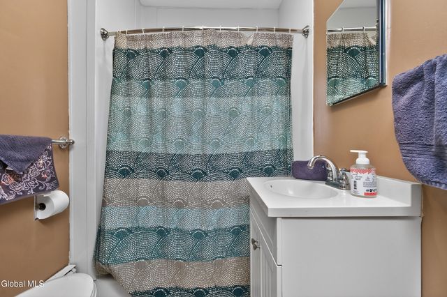 289 W Lawrence Street, Albany, NY 12208