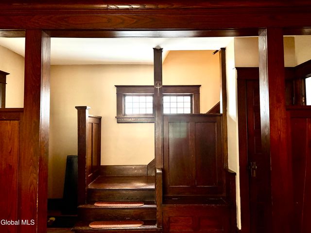 289 W Lawrence Street, Albany, NY 12208