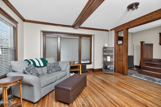 289 W Lawrence Street, Albany, NY 12208