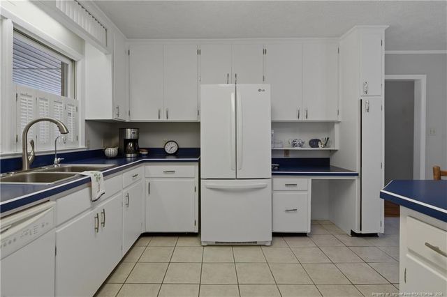 512 Longview Drive, Fayetteville, NC 28311