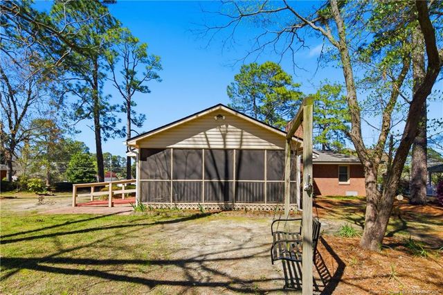 512 Longview Drive, Fayetteville, NC 28311