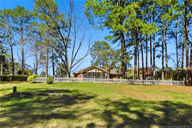 512 Longview Drive, Fayetteville, NC 28311