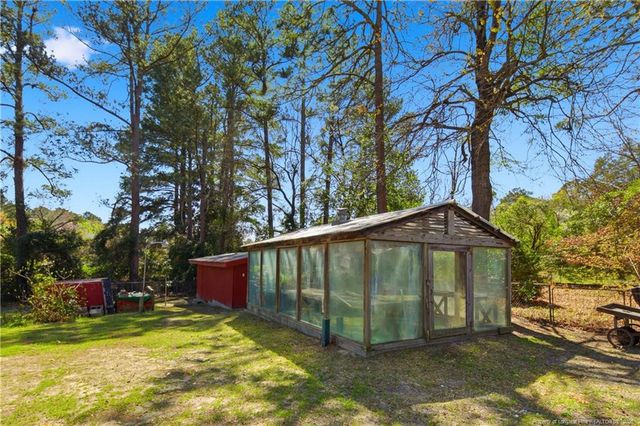 512 Longview Drive, Fayetteville, NC 28311