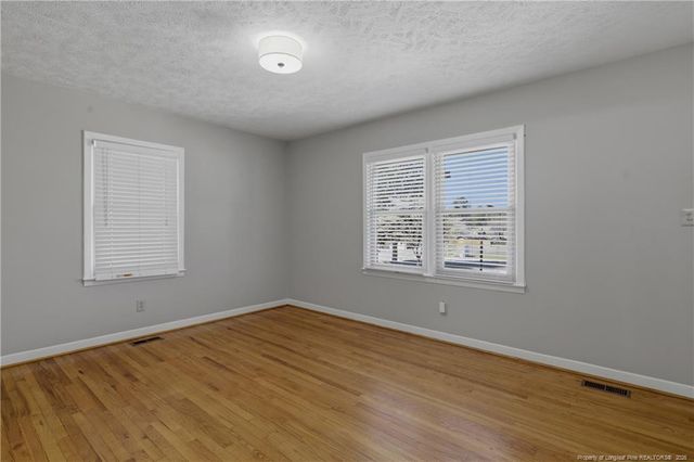 512 Longview Drive, Fayetteville, NC 28311