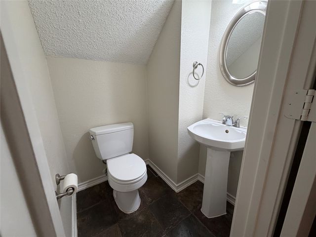 517 Las Cruces Drive, Irving, TX 75063