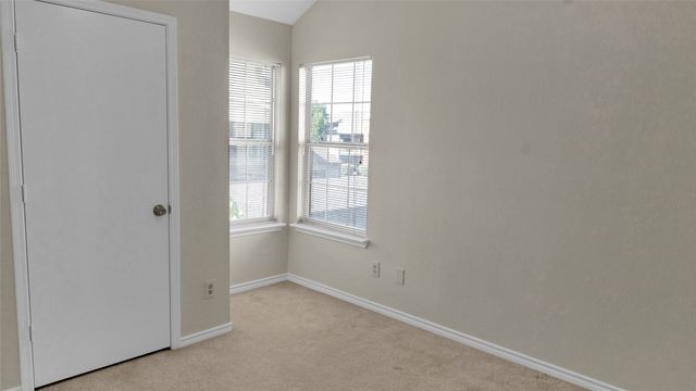 517 Las Cruces Drive, Irving, TX 75063