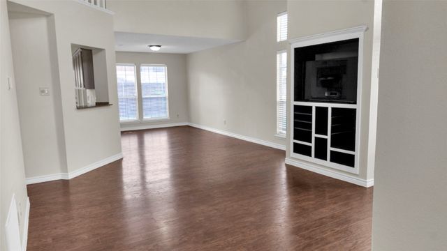 517 Las Cruces Drive, Irving, TX 75063