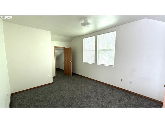 5314 Se JENNINGS Ave, Milwaukie, OR 97267