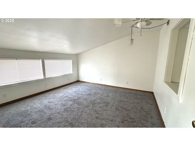 5314 Se JENNINGS Ave, Milwaukie, OR 97267