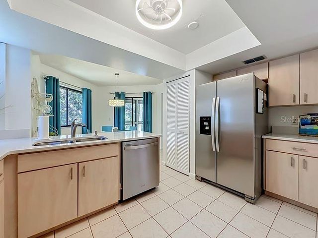 10 OAKMONT COURT 10, Palm Coast, FL 32137