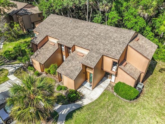 10 OAKMONT COURT 10, Palm Coast, FL 32137