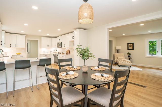 510 Lourdes Drive, Cuyahoga Falls, OH 44223
