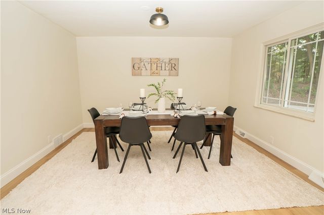 510 Lourdes Drive, Cuyahoga Falls, OH 44223