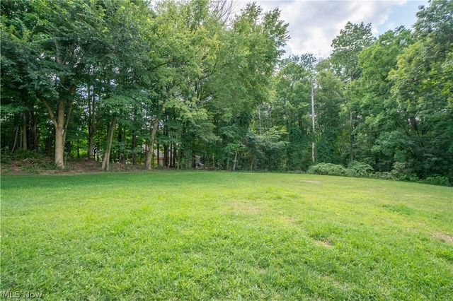 510 Lourdes Drive, Cuyahoga Falls, OH 44223