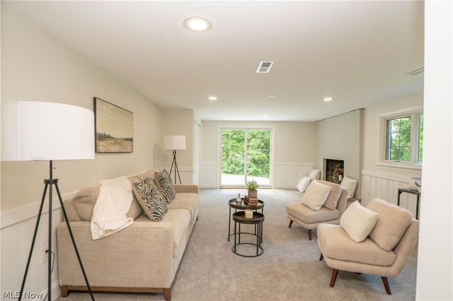510 Lourdes Drive, Cuyahoga Falls, OH 44223