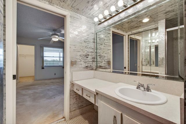 3044 Lincoln, Boca Raton, FL 33434